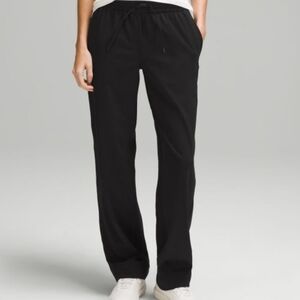 Lululemon Luxtreme Straight Leg Mid Rise Trouser Pants Black Medium